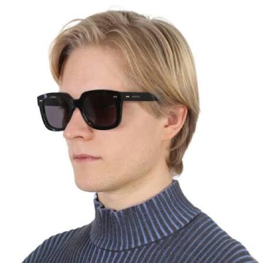 New Authentic Gucci GG0912S 001 Black Square Sunglasses with Case - Picture 4 of 16